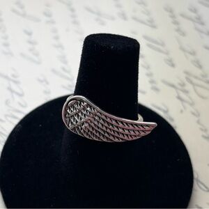 Sweet 925 Sterling Silver Angel Wing Ring size 6.75